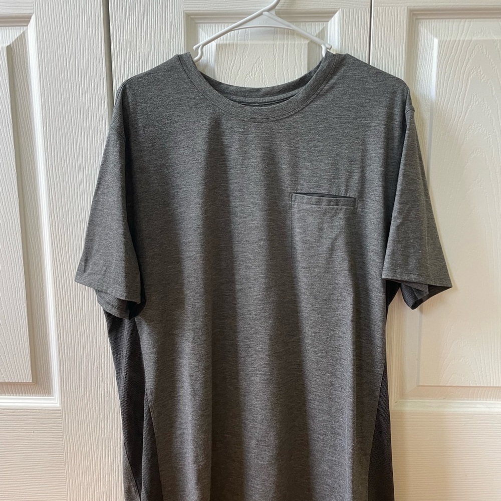 lululemon athletica Charcoal Short Sleeve Tee